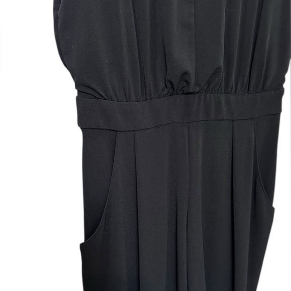 Nicole by Nicole Miller Black Sleeveless V Neck Jumpsuit Front Pockets Size XS - Picture 11 of 11